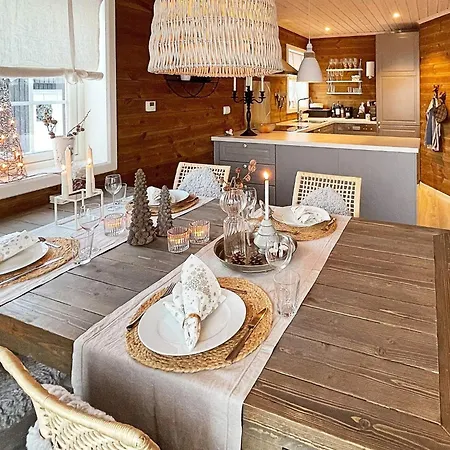 7 Person In Rauland-by Traum * Rauland